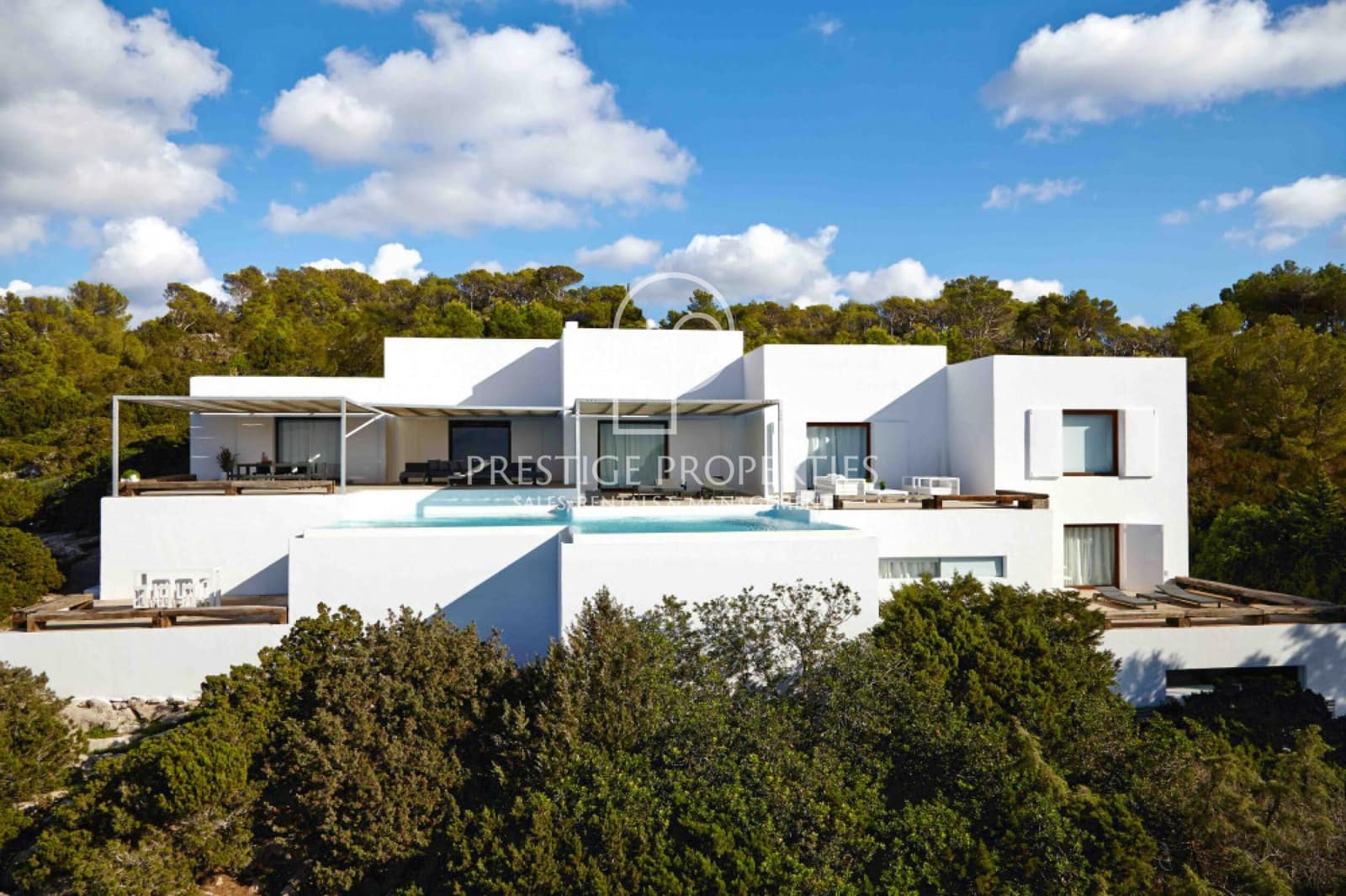 8 soverom Villa til salgs i Sant Joan de Labritja med svømmebasseng garasje - € 7 200 000 (Ref: 8800367)