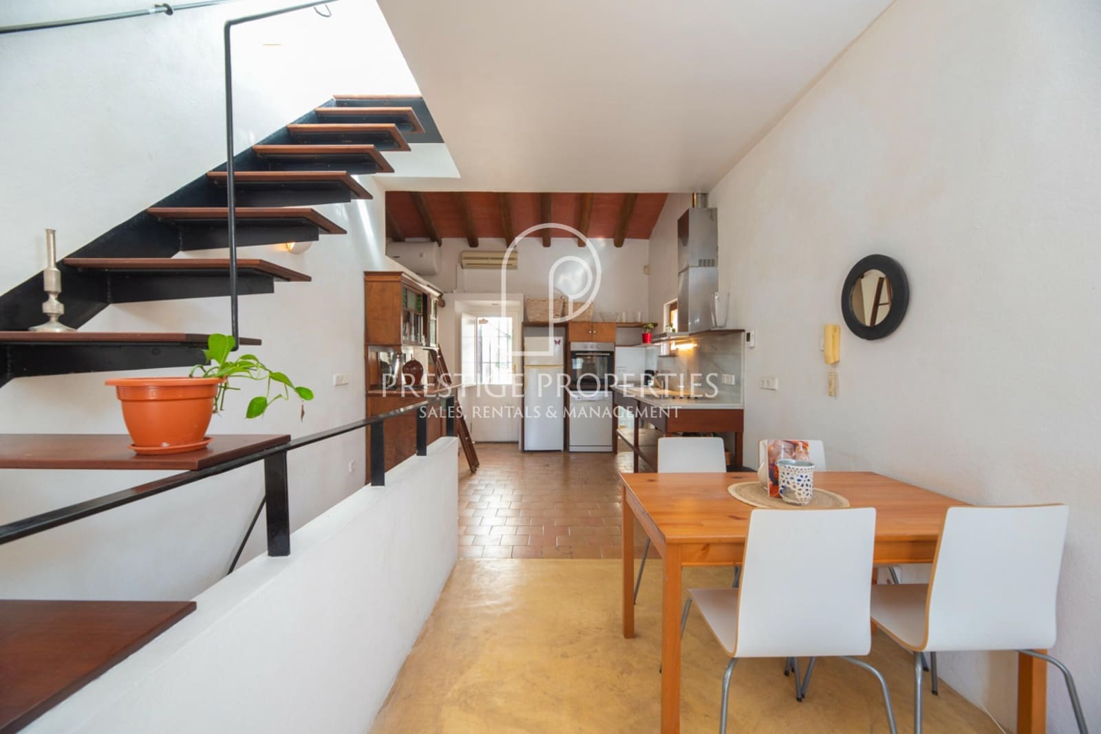 2 bedroom Apartment for sale in Ibiza / Eivissa town - € 695,000 (Ref: 8898051)