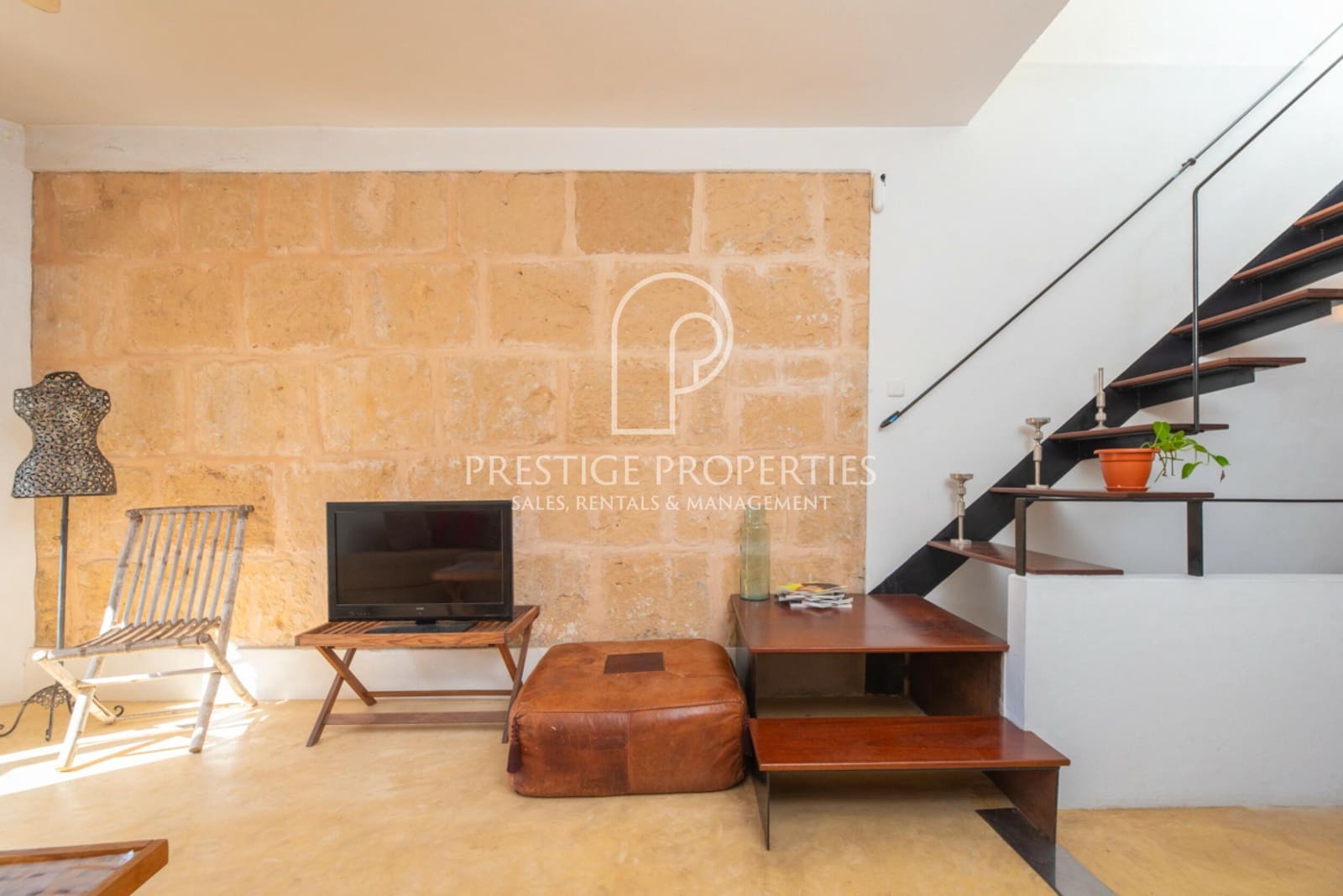 2 bedroom Apartment for sale in Ibiza / Eivissa town - € 695,000 (Ref: 8898051)