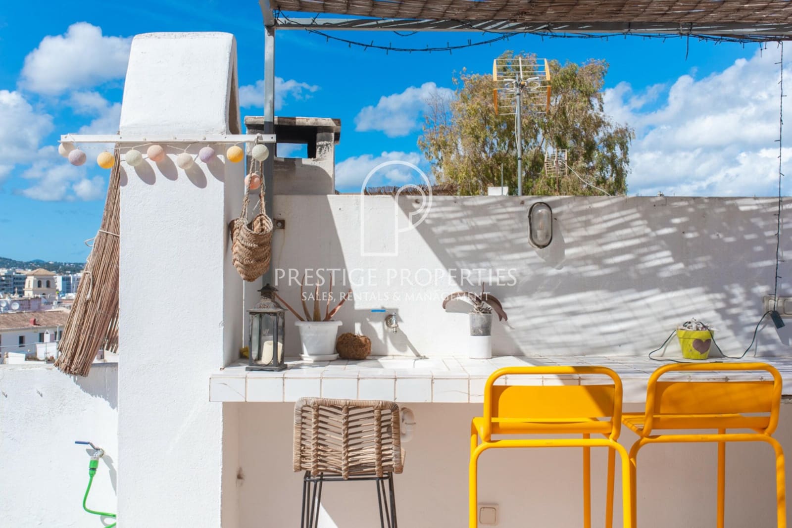 2 bedroom Apartment for sale in Ibiza / Eivissa town - € 695,000 (Ref: 8898051)