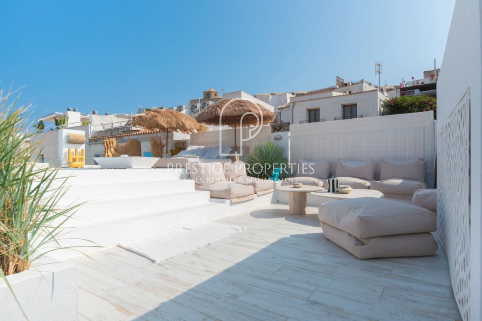 2 slaapkamer Appartement te koop in Ibiza dorp - € 1.395.000 (Ref: 8928070)