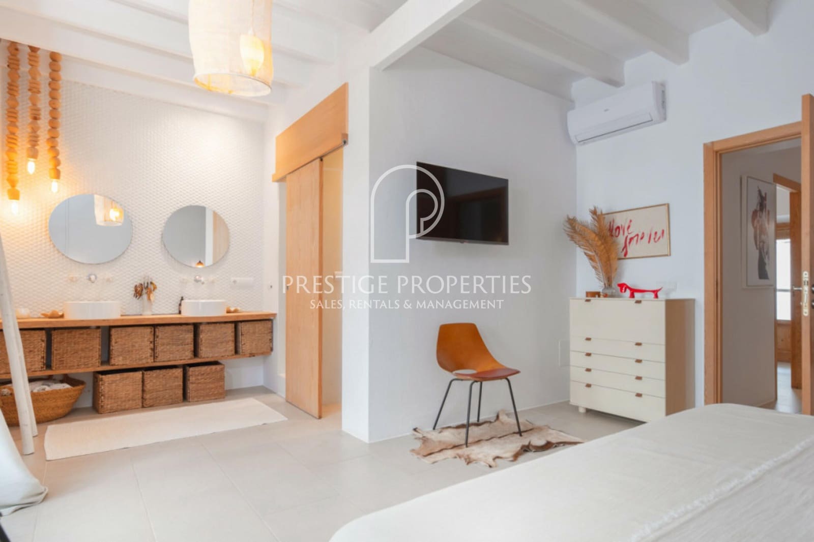 2 slaapkamer Appartement te koop in Ibiza dorp - € 1.395.000 (Ref: 8928070)