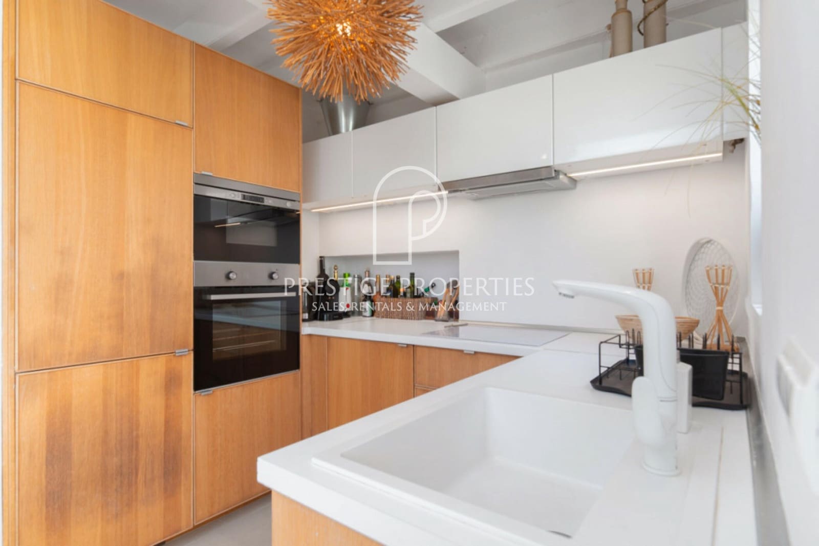 2 slaapkamer Appartement te koop in Ibiza dorp - € 1.395.000 (Ref: 8928070)