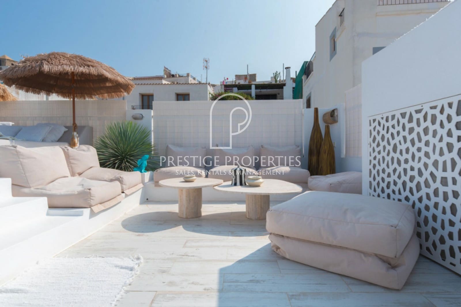 2 slaapkamer Appartement te koop in Ibiza dorp - € 1.395.000 (Ref: 8928070)