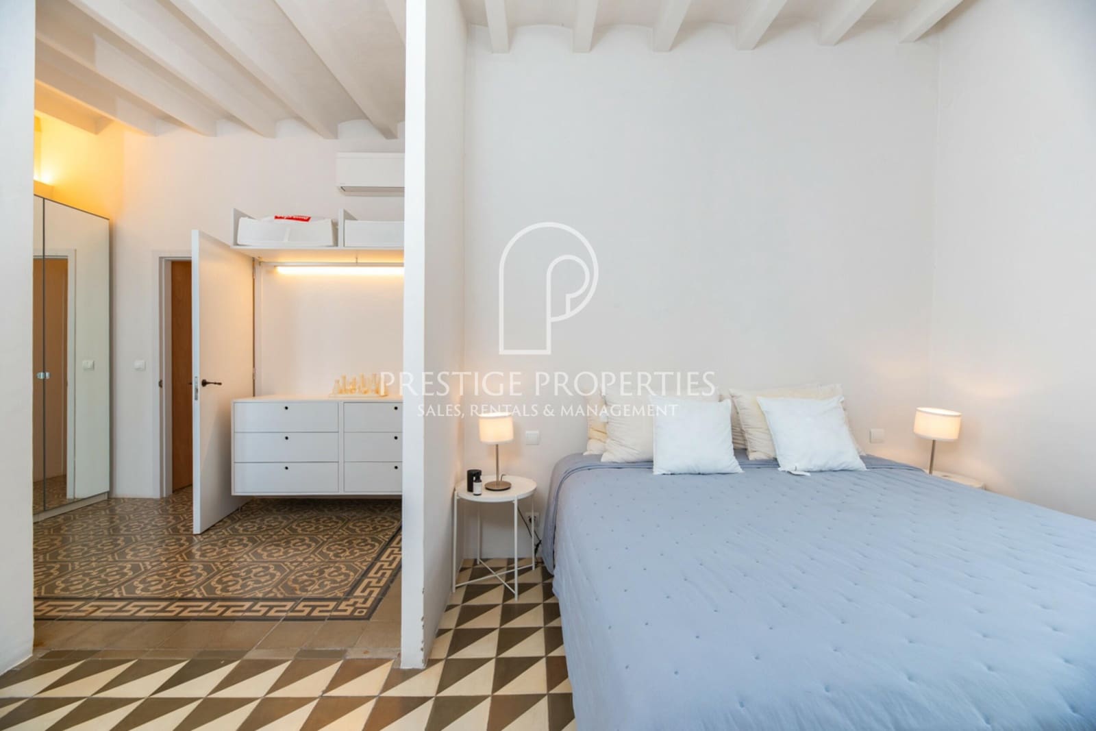 2 soveværelse Lejlighed til salg i Ibiza by med garage - € 1.375.000 (Ref: 8945628)