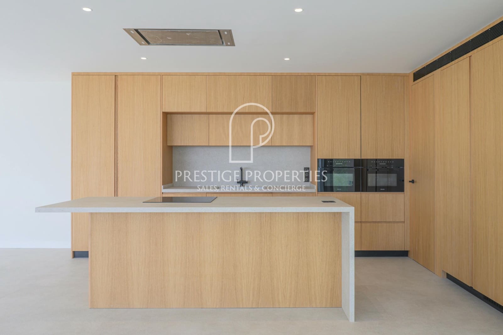 Chalet de 5 habitaciones en Santa Eulalia / Santa Eularia en venta con piscina garaje - 5.500.000 € (Ref: 8948199)