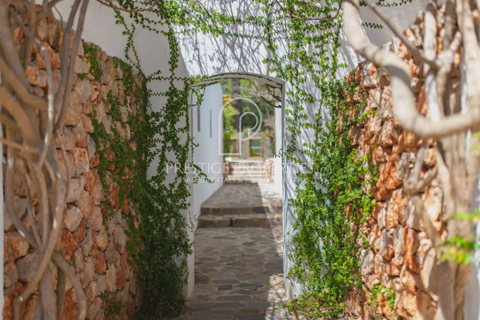 12 quarto Quinta/Casa Rural para venda em Santa Eulalia / Santa Eularia com piscina - 6 150 000 € (Ref: 8953878)