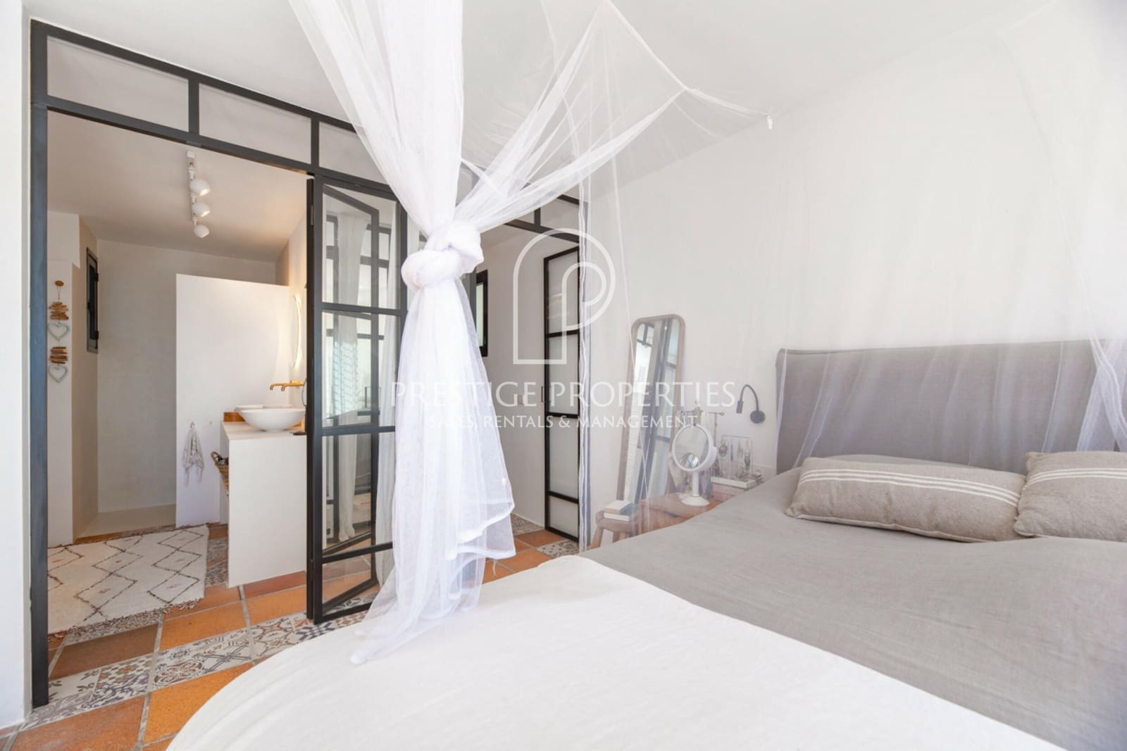 5 soveværelse Villa til salg i Santa Eulalia / Santa Eularia med swimmingpool garage - € 5.900.000 (Ref: 8960845)