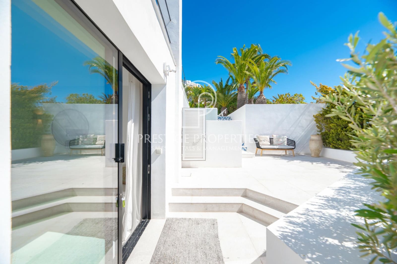 5 soveværelse Villa til salg i Santa Eulalia / Santa Eularia med swimmingpool garage - € 5.900.000 (Ref: 8960845)