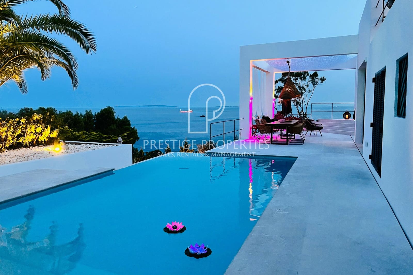 5 soveværelse Villa til salg i Santa Eulalia / Santa Eularia med swimmingpool garage - € 5.900.000 (Ref: 8960845)