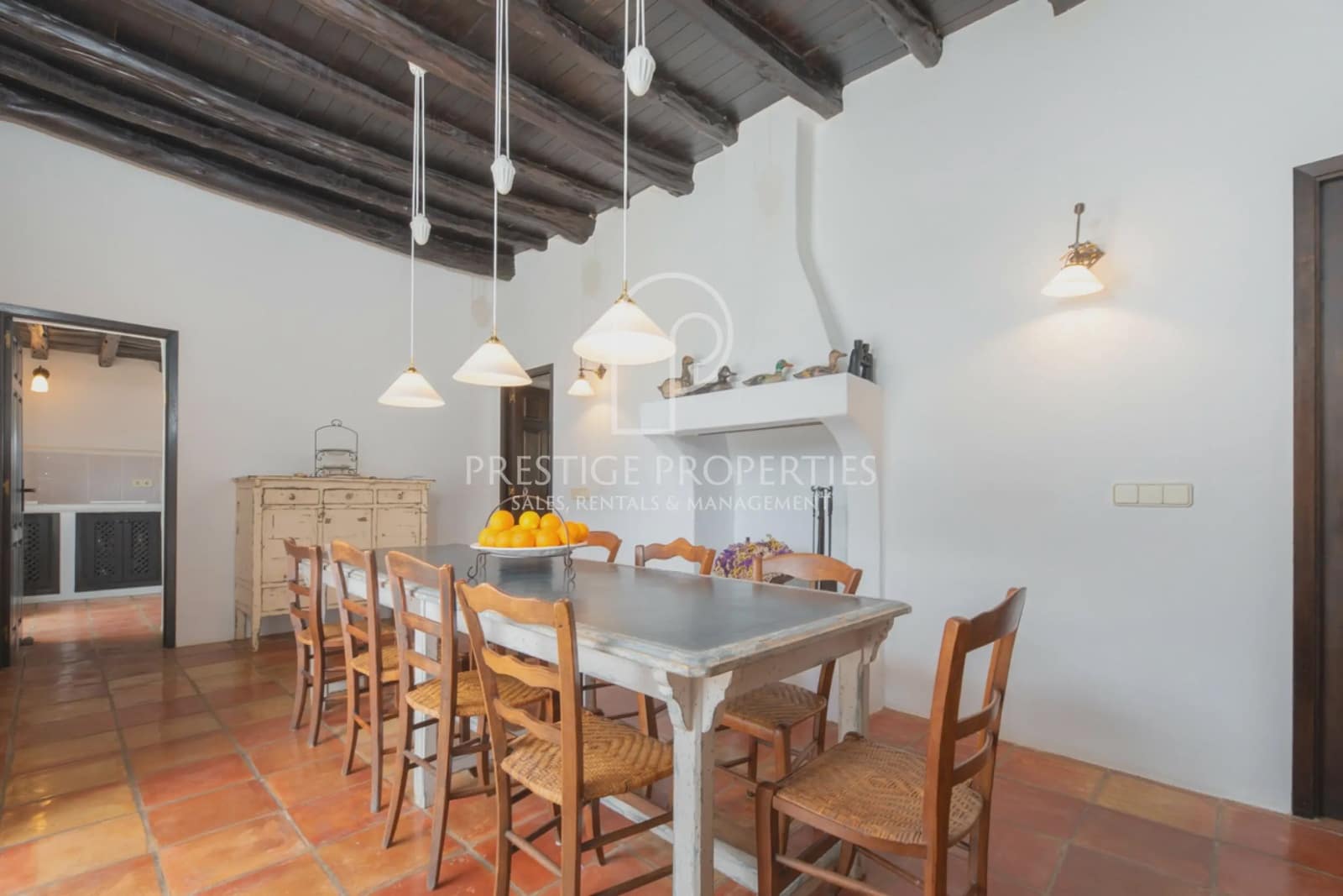 5 soveværelse Finca/Landehus til salg i Santa Eulalia / Santa Eularia med swimmingpool garage - € 4.995.000 (Ref: 8983663)