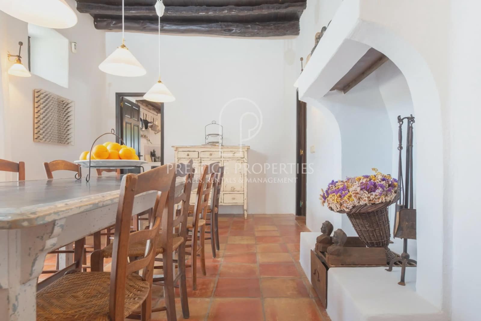 5 soveværelse Finca/Landehus til salg i Santa Eulalia / Santa Eularia med swimmingpool garage - € 4.995.000 (Ref: 8983663)