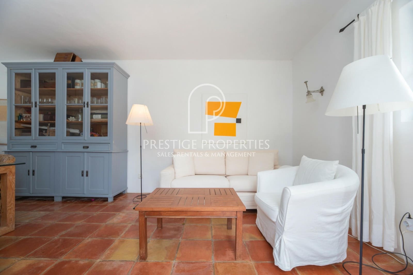 5 soveværelse Finca/Landehus til salg i Santa Eulalia / Santa Eularia med swimmingpool garage - € 4.995.000 (Ref: 8983663)