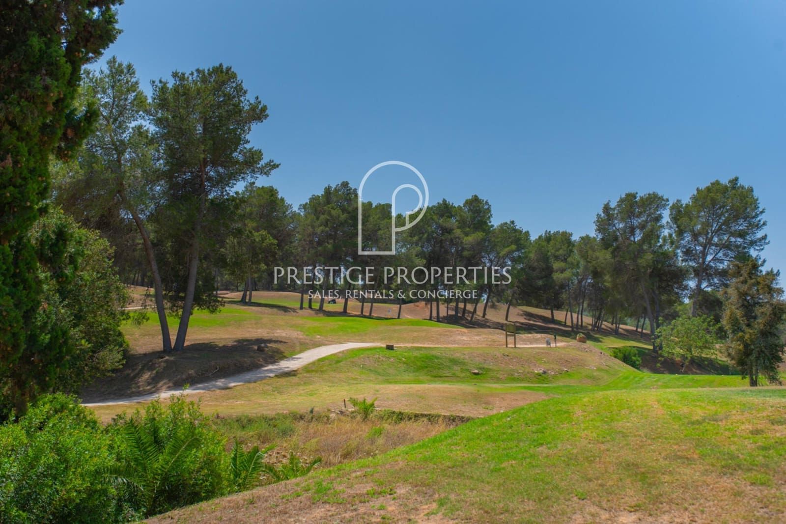 5 soveværelse Finca/Landehus til salg i Santa Eulalia / Santa Eularia med swimmingpool garage - € 4.995.000 (Ref: 8983663)