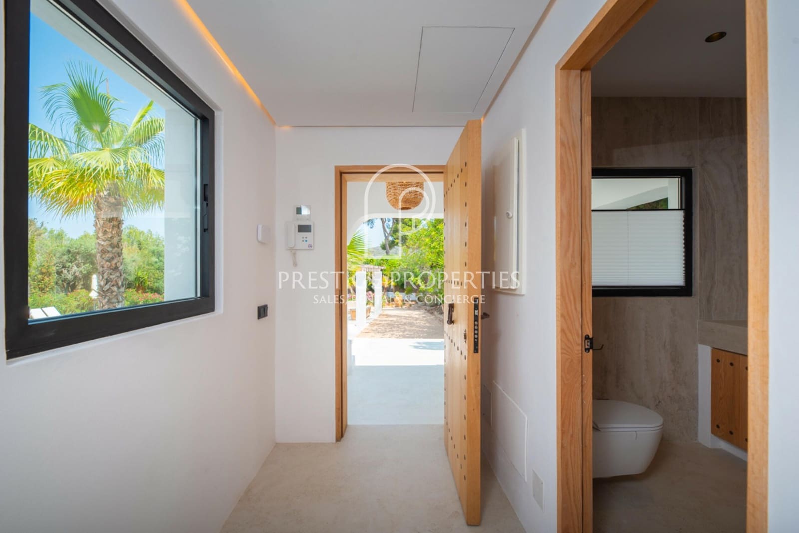 4 soveværelse Finca/Landehus til salg i Santa Eulalia / Santa Eularia med swimmingpool - € 2.990.000 (Ref: 9046498)