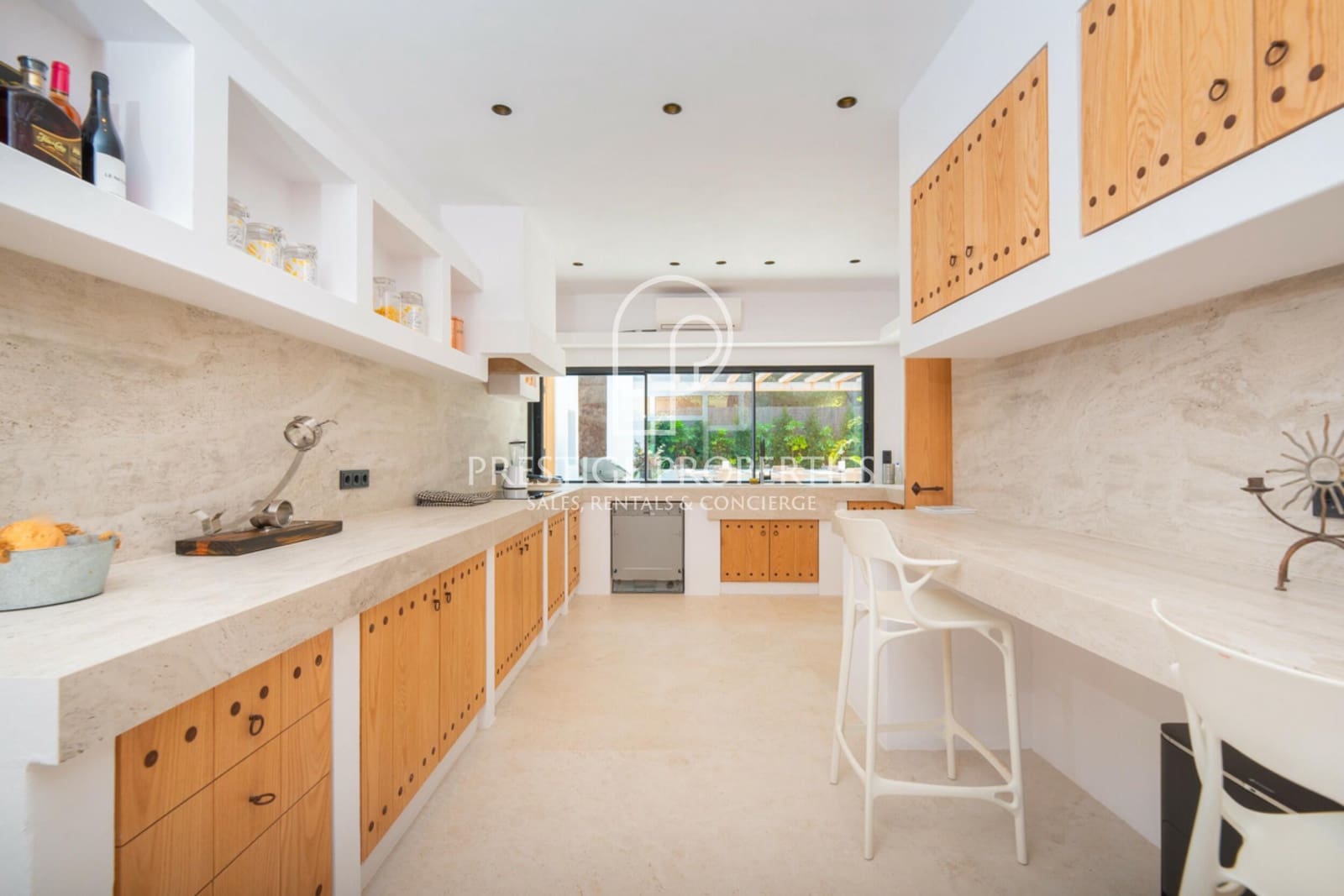 4 soveværelse Finca/Landehus til salg i Santa Eulalia / Santa Eularia med swimmingpool - € 2.990.000 (Ref: 9046498)