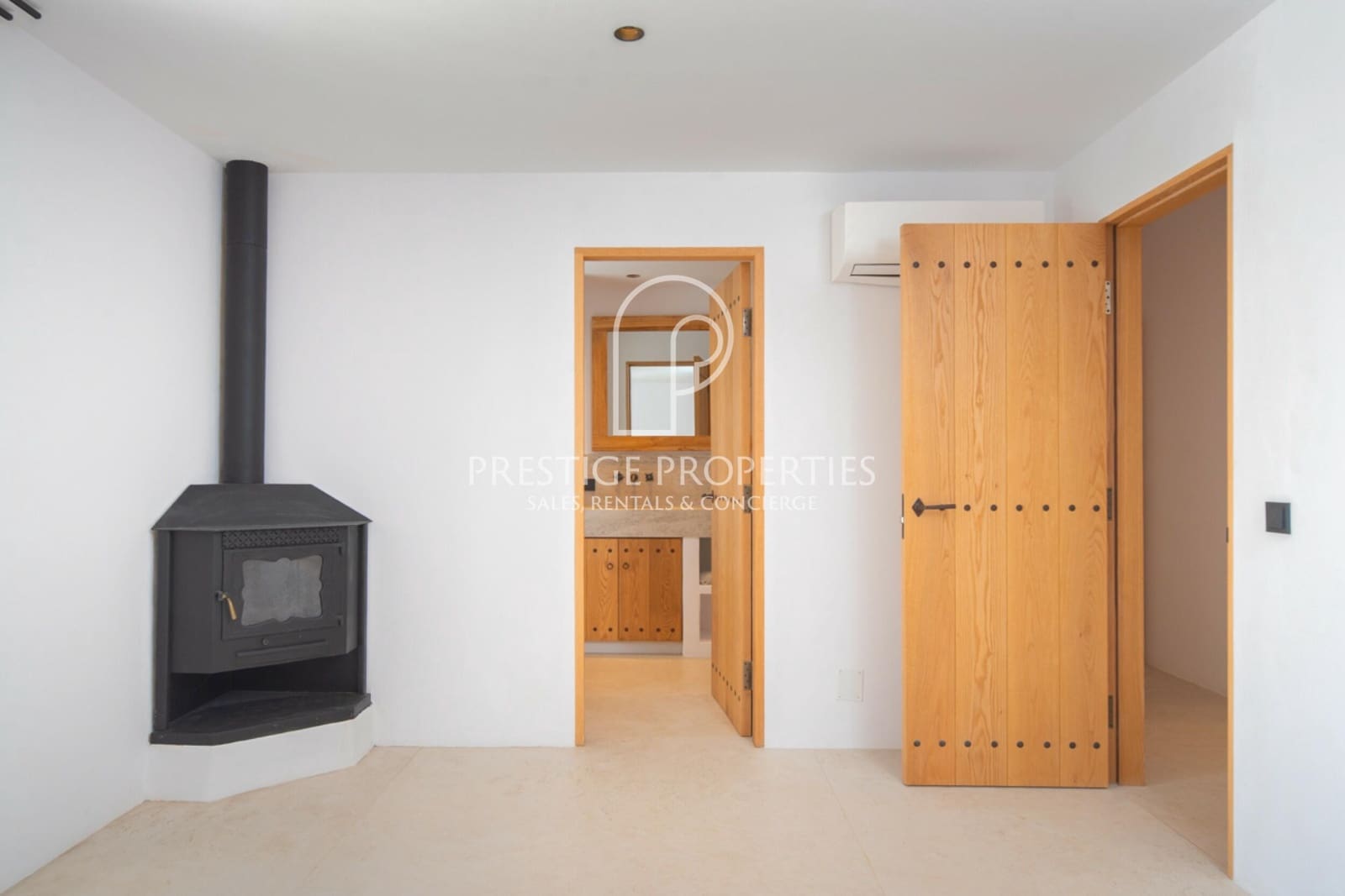 4 soveværelse Finca/Landehus til salg i Santa Eulalia / Santa Eularia med swimmingpool - € 2.990.000 (Ref: 9046498)