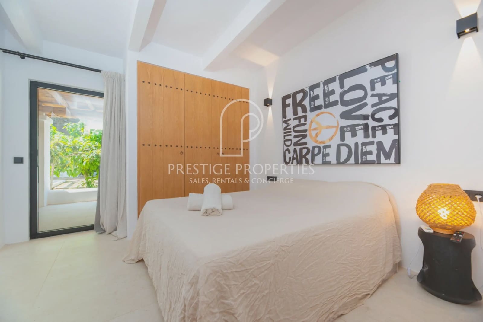 4 soveværelse Finca/Landehus til salg i Santa Eulalia / Santa Eularia med swimmingpool - € 2.990.000 (Ref: 9046498)