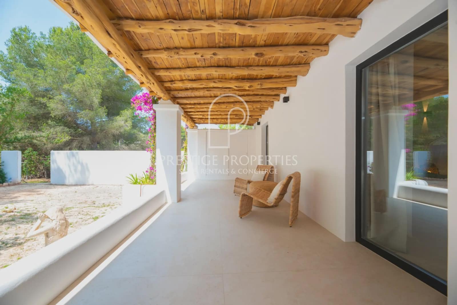 4 soveværelse Finca/Landehus til salg i Santa Eulalia / Santa Eularia med swimmingpool - € 2.990.000 (Ref: 9046498)