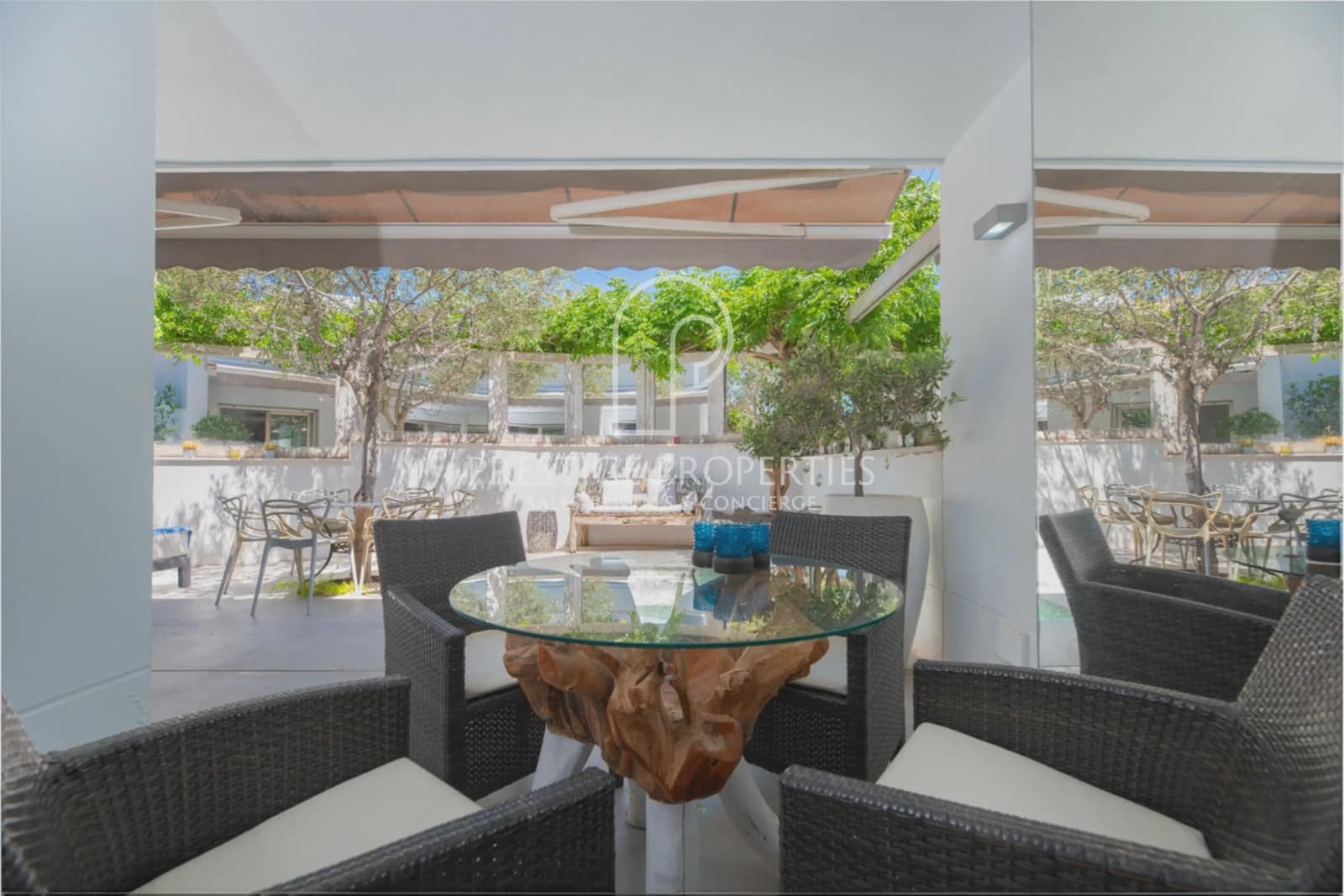 2 soveværelse Lejlighed til salg i Ibiza by med swimmingpool garage - € 1.085.000 (Ref: 9046499)