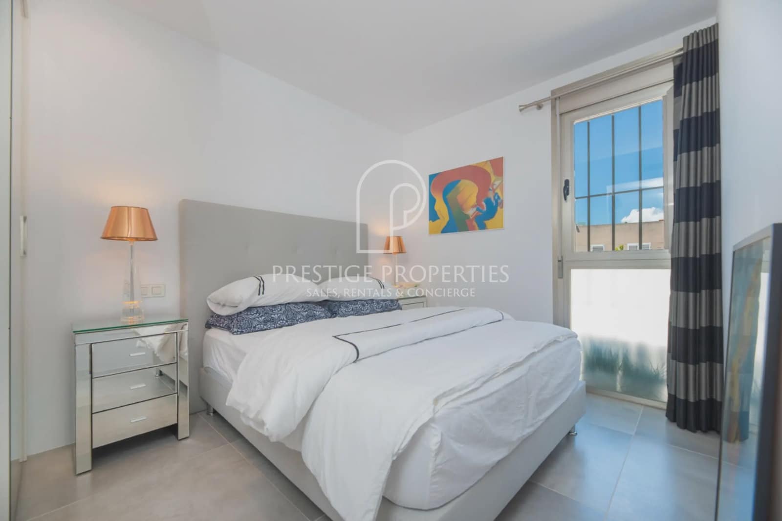 2 soveværelse Lejlighed til salg i Ibiza by med swimmingpool garage - € 1.085.000 (Ref: 9046499)