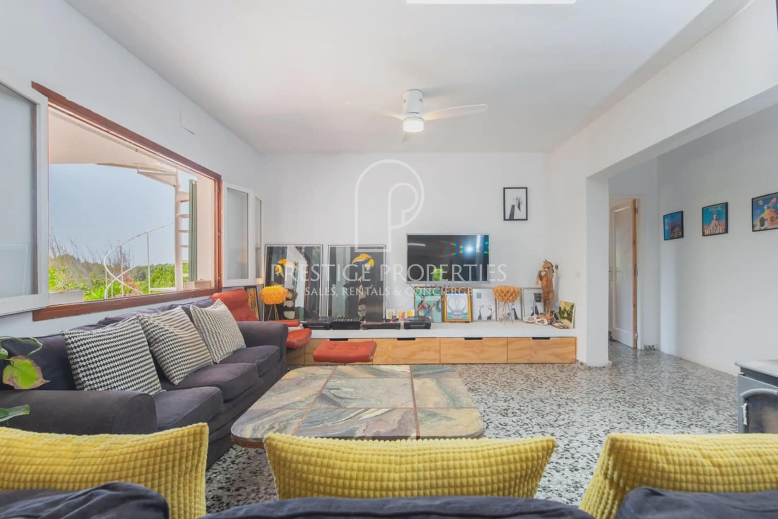 5 soveværelse Finca/Landehus til salg i Sant Antoni de Portmany med swimmingpool garage - € 1.575.000 (Ref: 9066968)