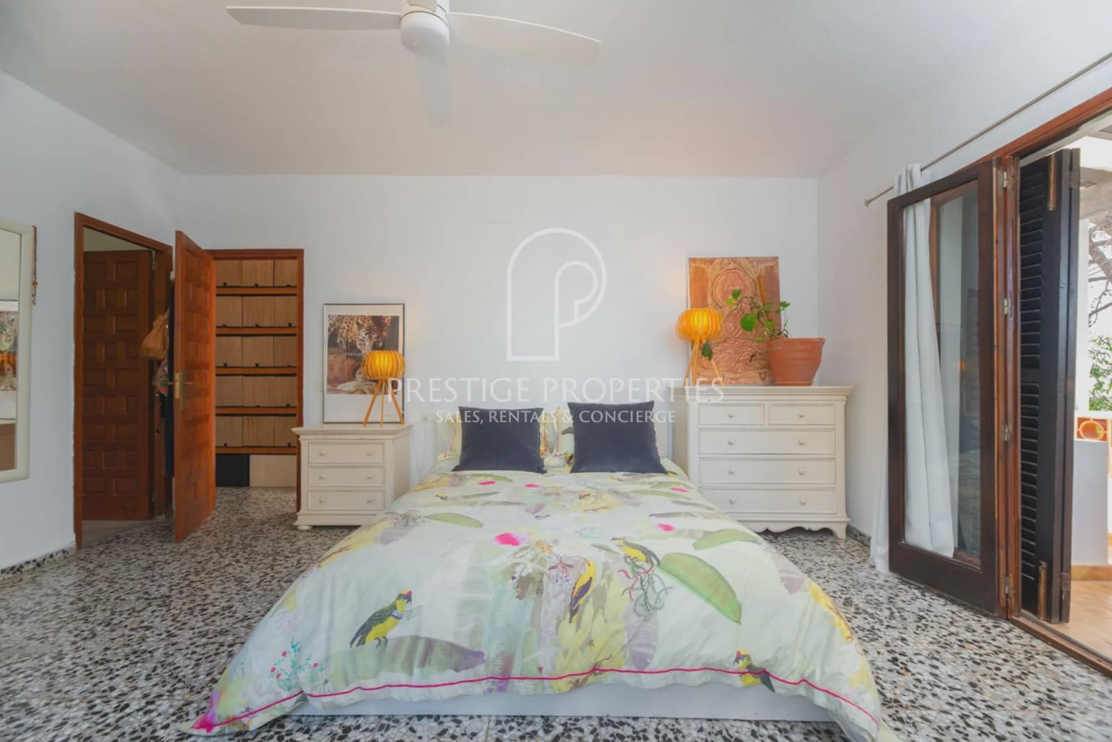 5 soveværelse Finca/Landehus til salg i Sant Antoni de Portmany med swimmingpool garage - € 1.495.000 (Ref: 9066968)