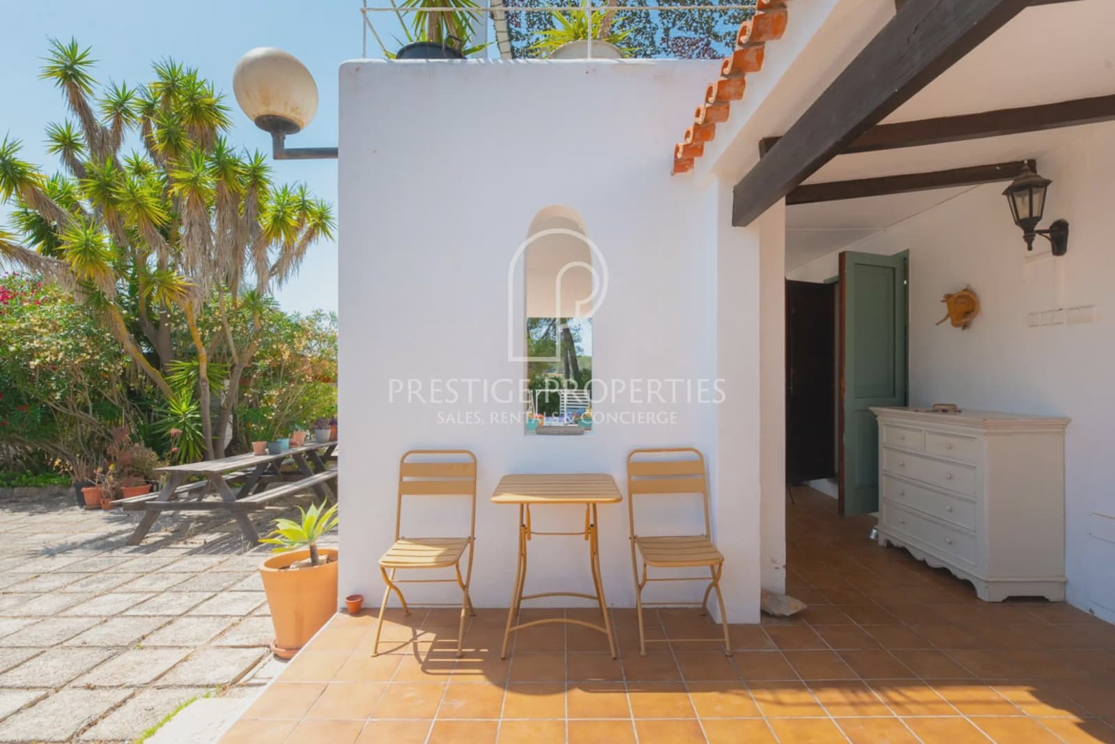 5 soveværelse Finca/Landehus til salg i Sant Antoni de Portmany med swimmingpool garage - € 1.495.000 (Ref: 9066968)