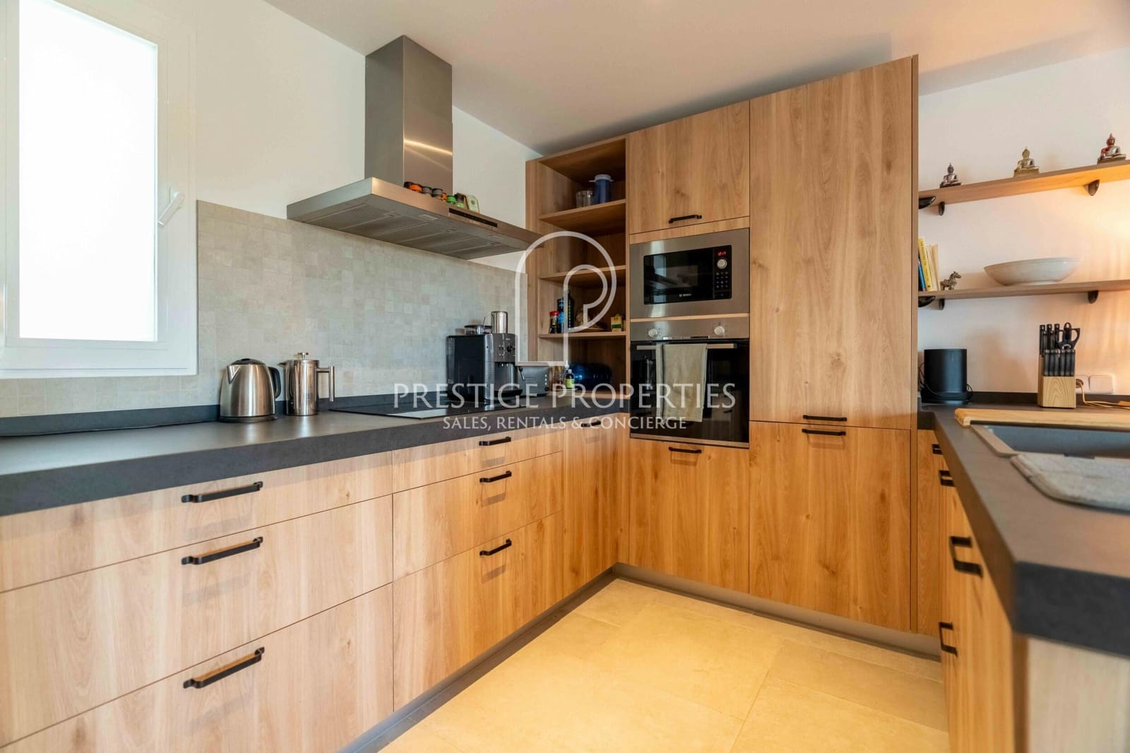 1 soveværelse Penthouse til salg i Santa Eulalia / Santa Eularia med garage - € 880.000 (Ref: 9109853)