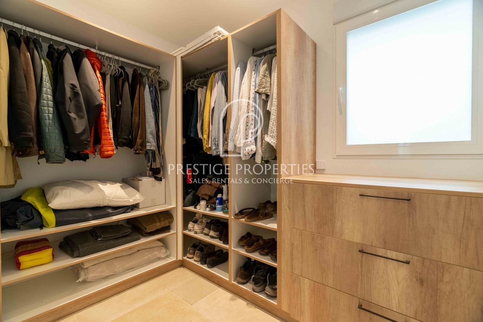 1 soveværelse Penthouse til salg i Santa Eulalia / Santa Eularia med garage - € 880.000 (Ref: 9109853)