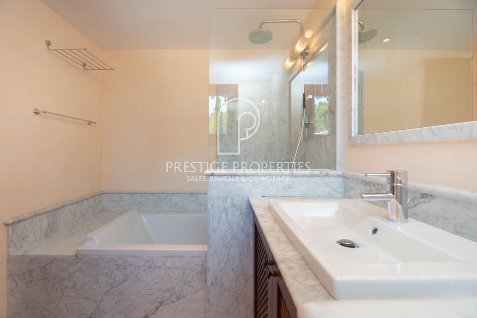 6 soveværelse Finca/Landehus til salg i Santa Eulalia / Santa Eularia med swimmingpool - € 8.900.000 (Ref: 9109854)