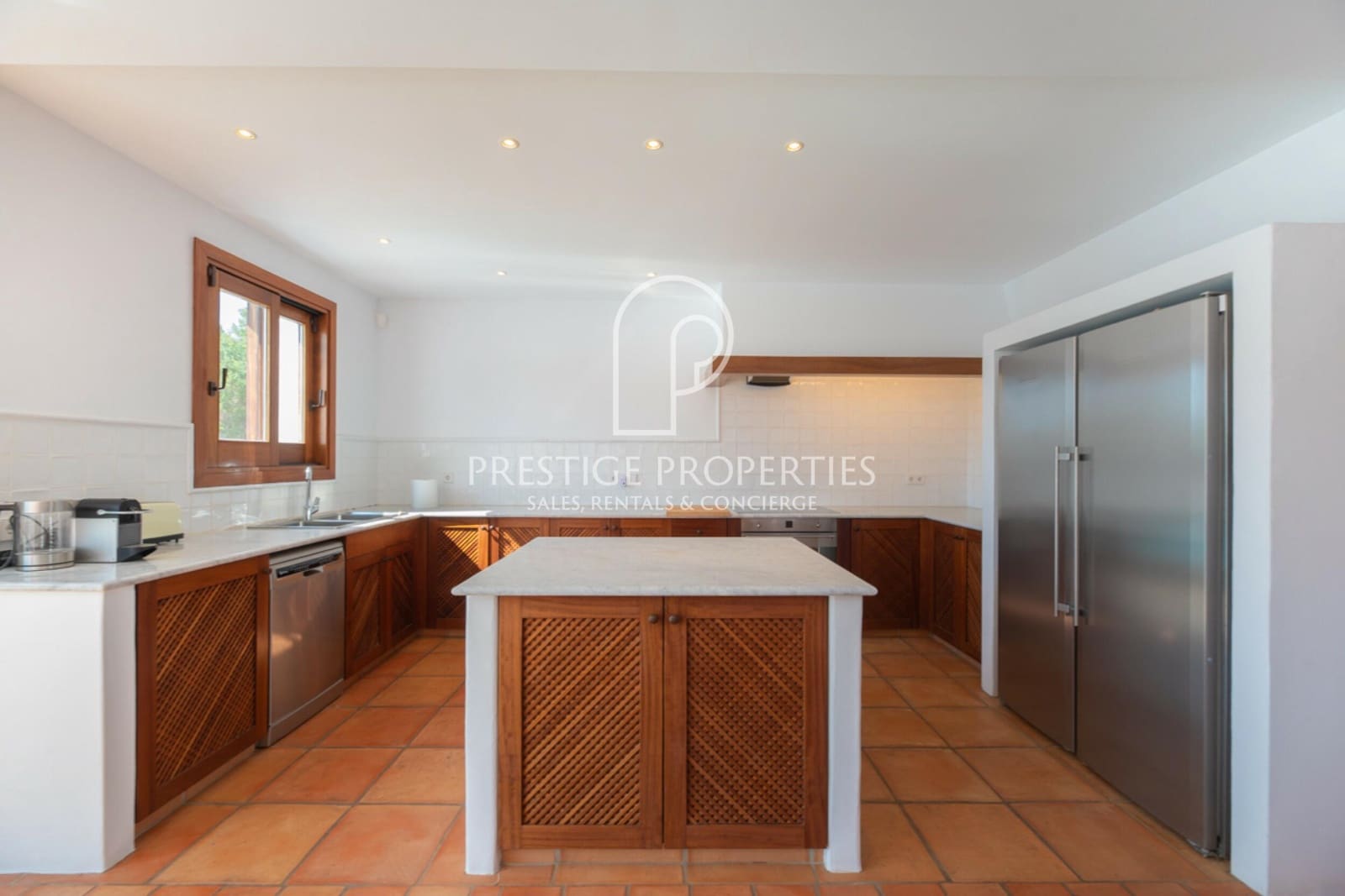 6 soveværelse Finca/Landehus til salg i Santa Eulalia / Santa Eularia med swimmingpool - € 8.900.000 (Ref: 9109854)