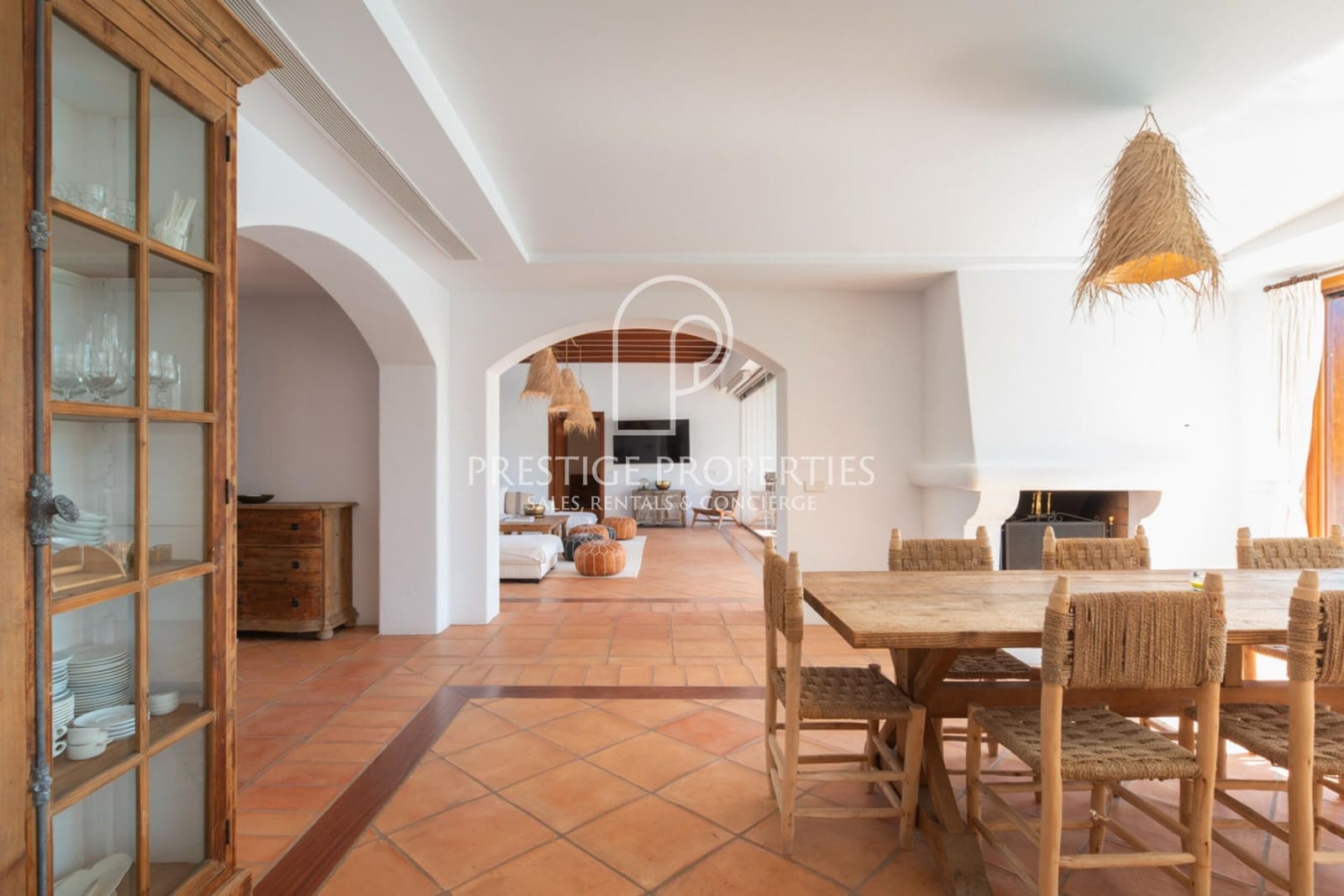 6 soveværelse Finca/Landehus til salg i Santa Eulalia / Santa Eularia med swimmingpool - € 8.900.000 (Ref: 9109854)