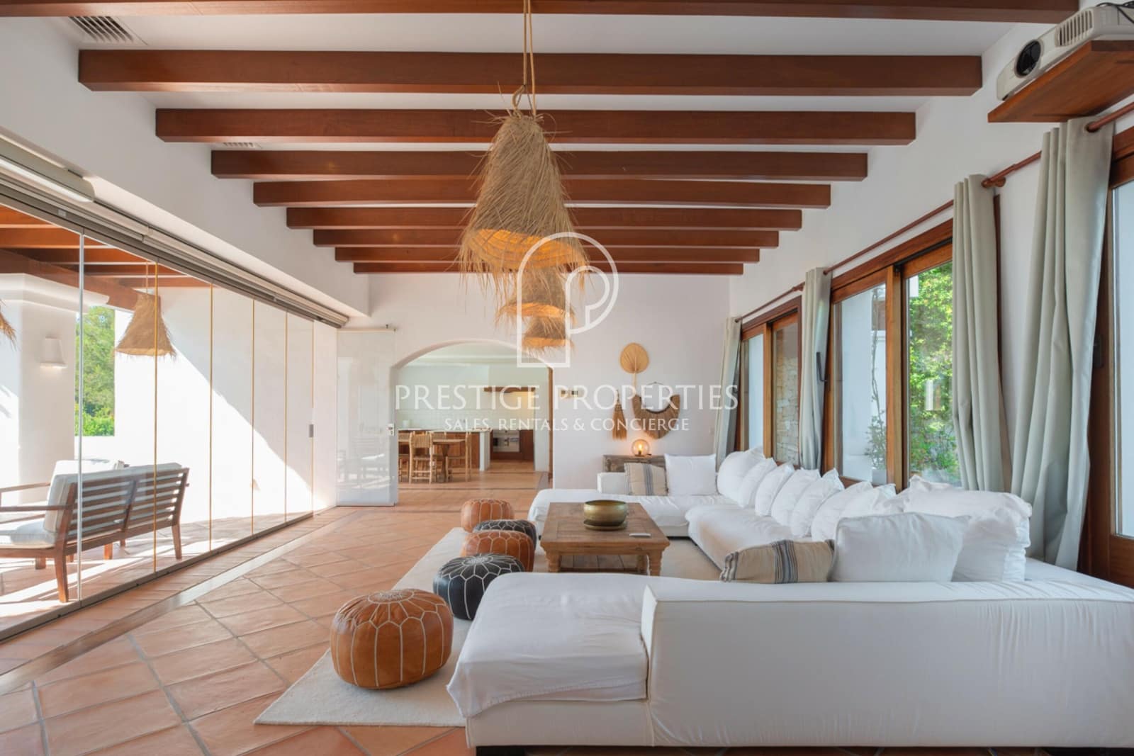 6 soveværelse Finca/Landehus til salg i Santa Eulalia / Santa Eularia med swimmingpool - € 8.900.000 (Ref: 9109854)