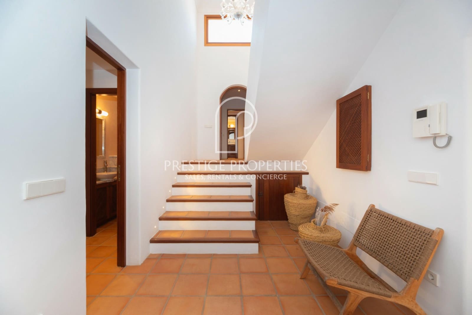 6 soveværelse Finca/Landehus til salg i Santa Eulalia / Santa Eularia med swimmingpool - € 8.900.000 (Ref: 9109854)