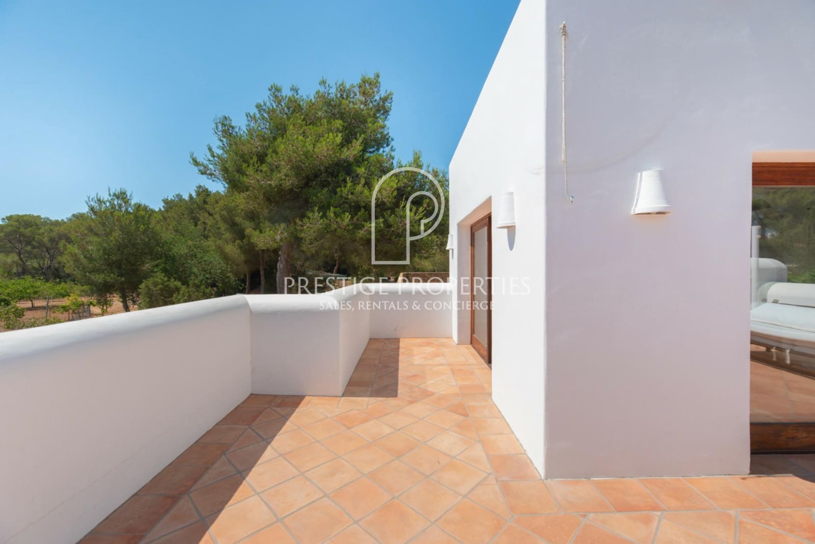 6 soveværelse Finca/Landehus til salg i Santa Eulalia / Santa Eularia med swimmingpool - € 8.900.000 (Ref: 9109854)