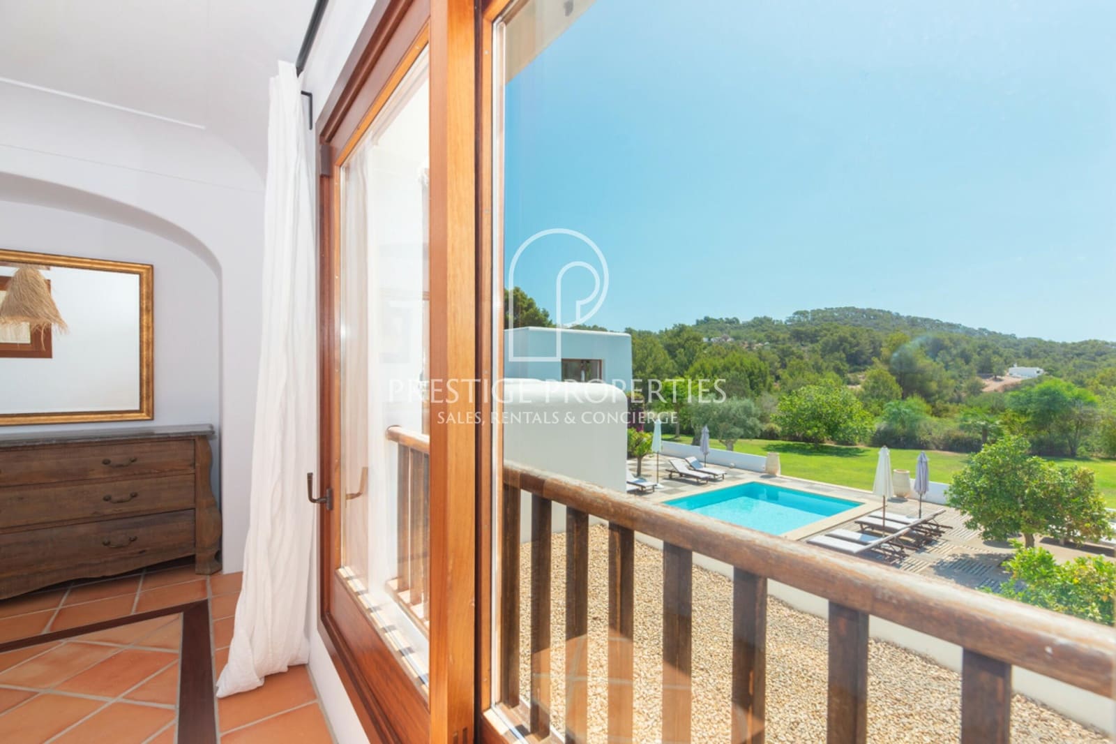 6 soveværelse Finca/Landehus til salg i Santa Eulalia / Santa Eularia med swimmingpool - € 8.900.000 (Ref: 9109854)