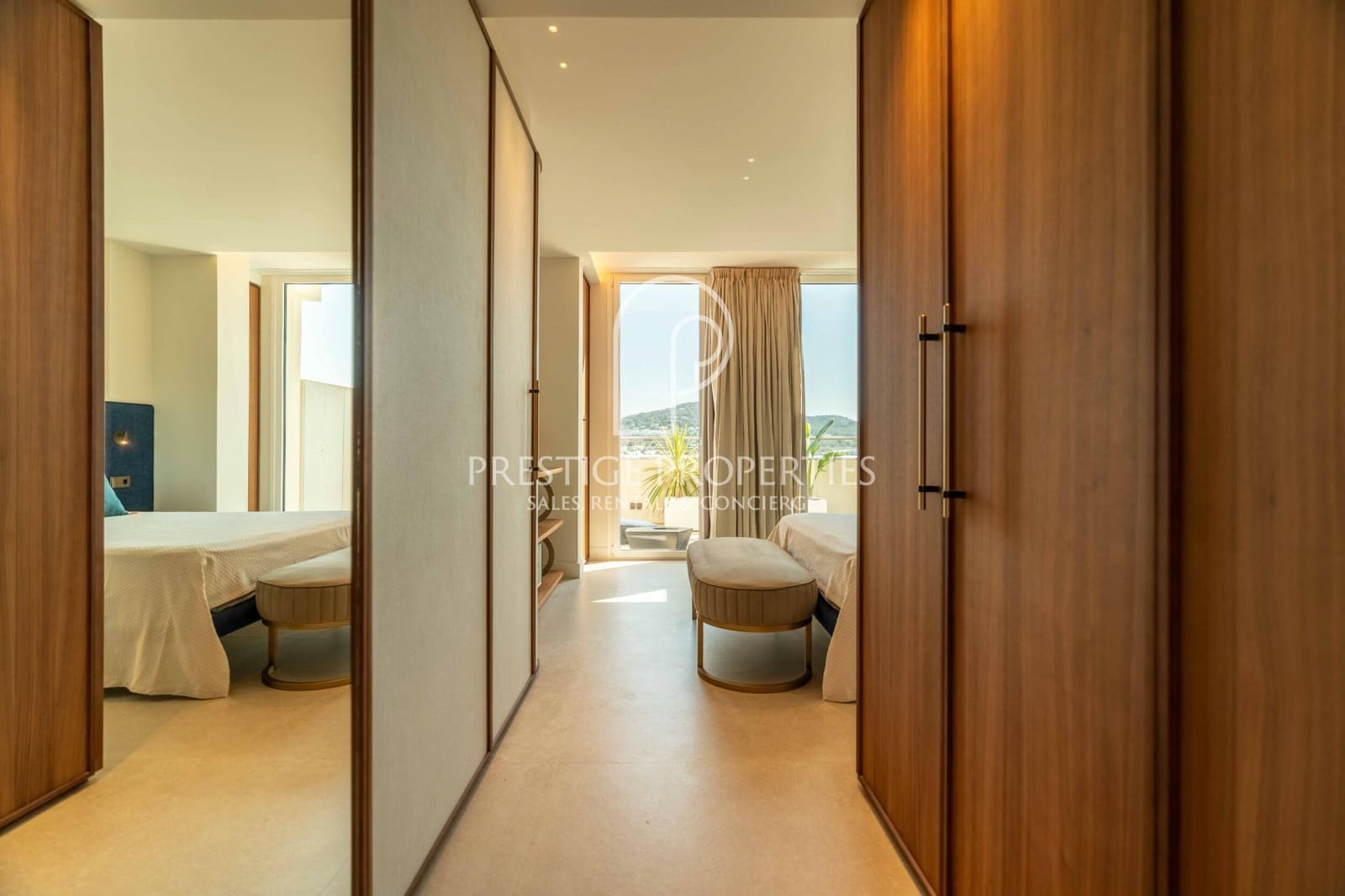 3 soveværelse Penthouse til salg i Ibiza by med swimmingpool garage - € 2.950.000 (Ref: 9118166)