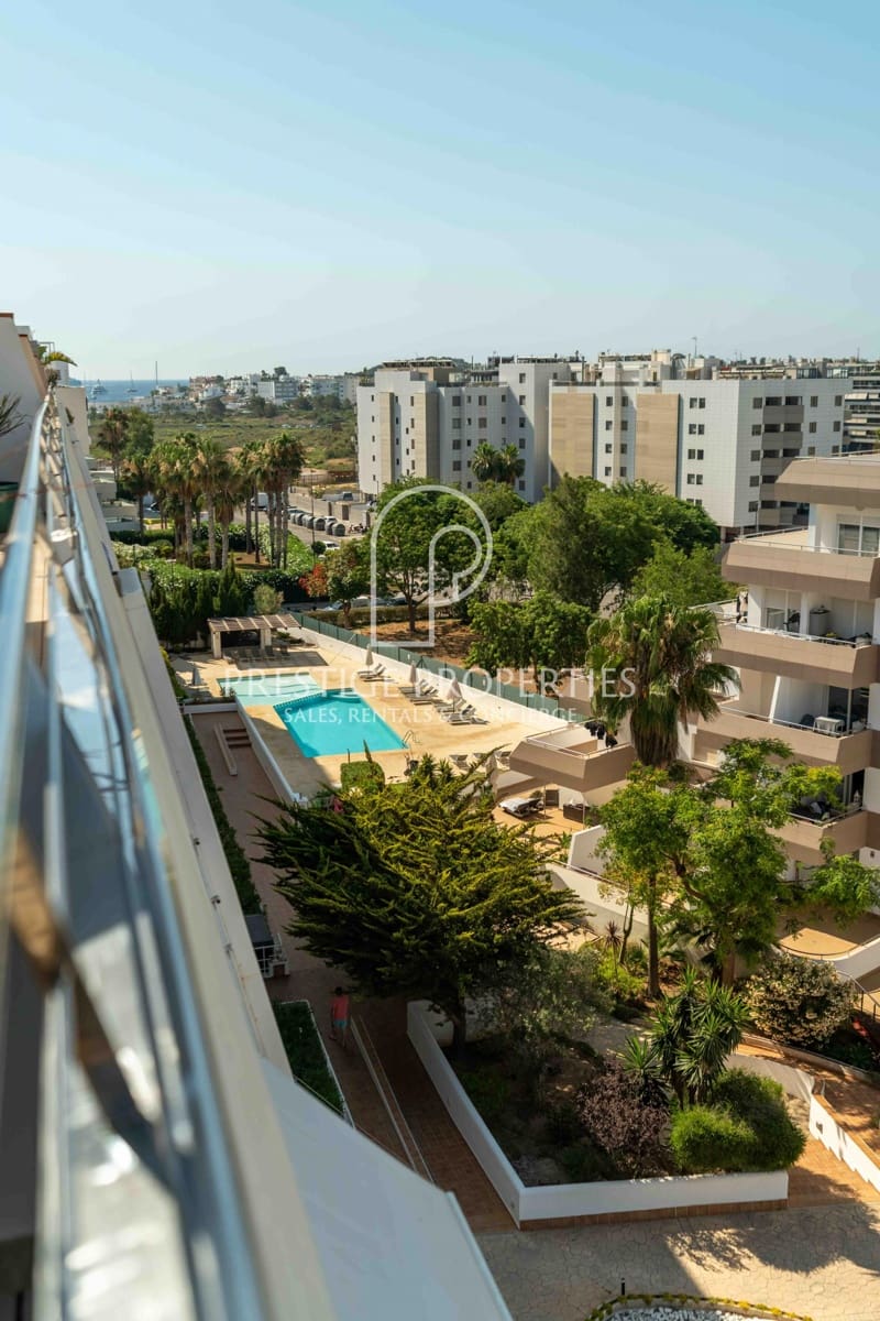 3 soveværelse Penthouse til salg i Ibiza by med swimmingpool garage - € 2.950.000 (Ref: 9118166)