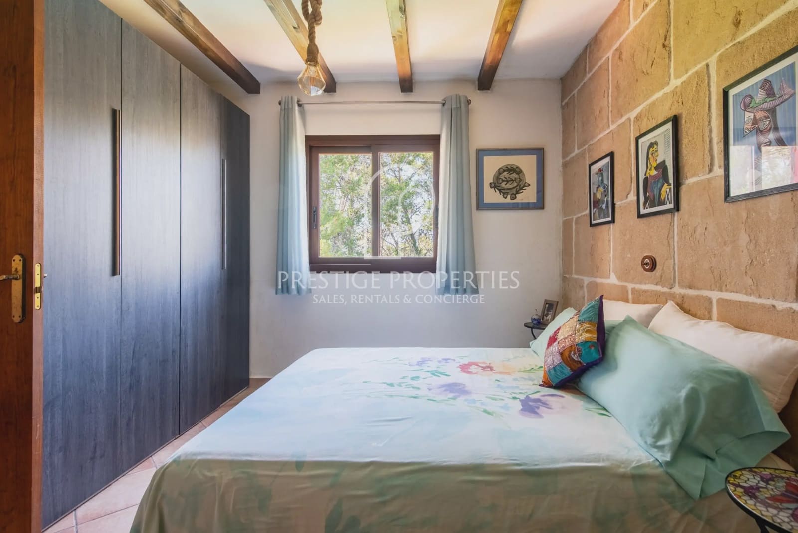 3 soveværelse Finca/Landehus til salg i Sant Antoni de Portmany med swimmingpool garage - € 1.550.000 (Ref: 9126305)