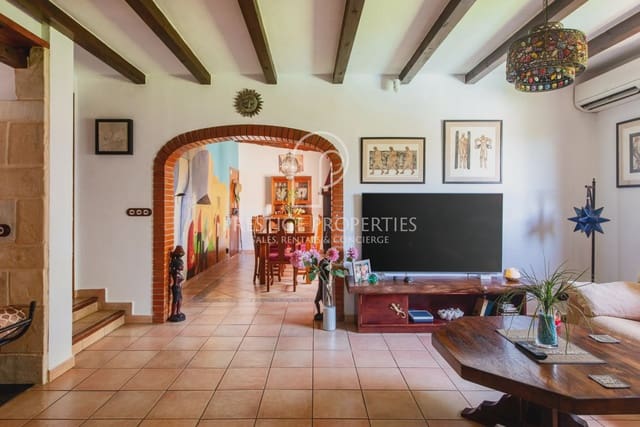 3 soverom Finca/Herregård til salgs i Sant Antoni de Portmany med svømmebasseng garasje - € 1 550 000 (Ref: 9126305)