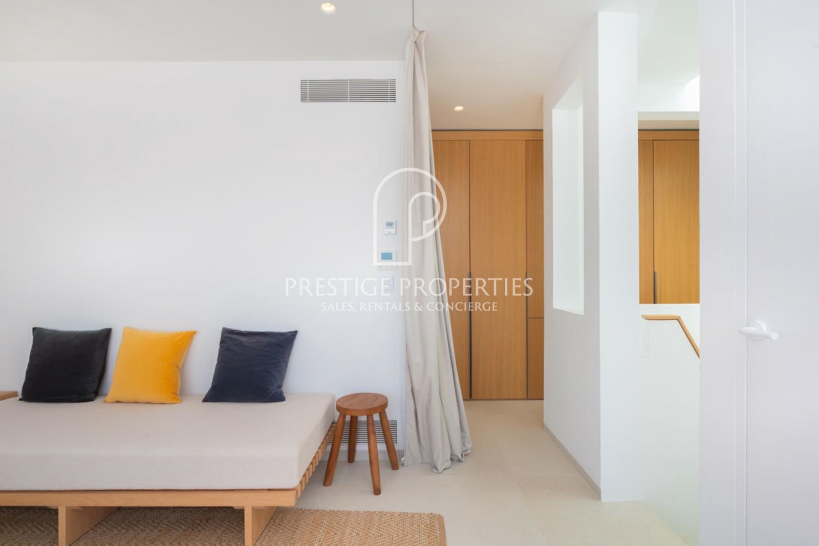 3 soveværelse Penthouse til salg i Sant Antoni de Portmany med swimmingpool - € 1.695.000 (Ref: 9142448)