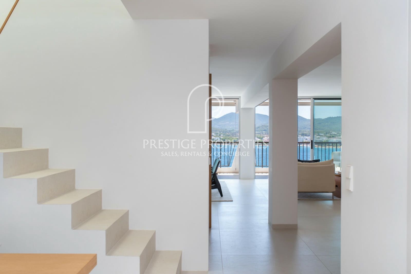 3 soveværelse Penthouse til salg i Sant Antoni de Portmany med swimmingpool - € 1.695.000 (Ref: 9142448)