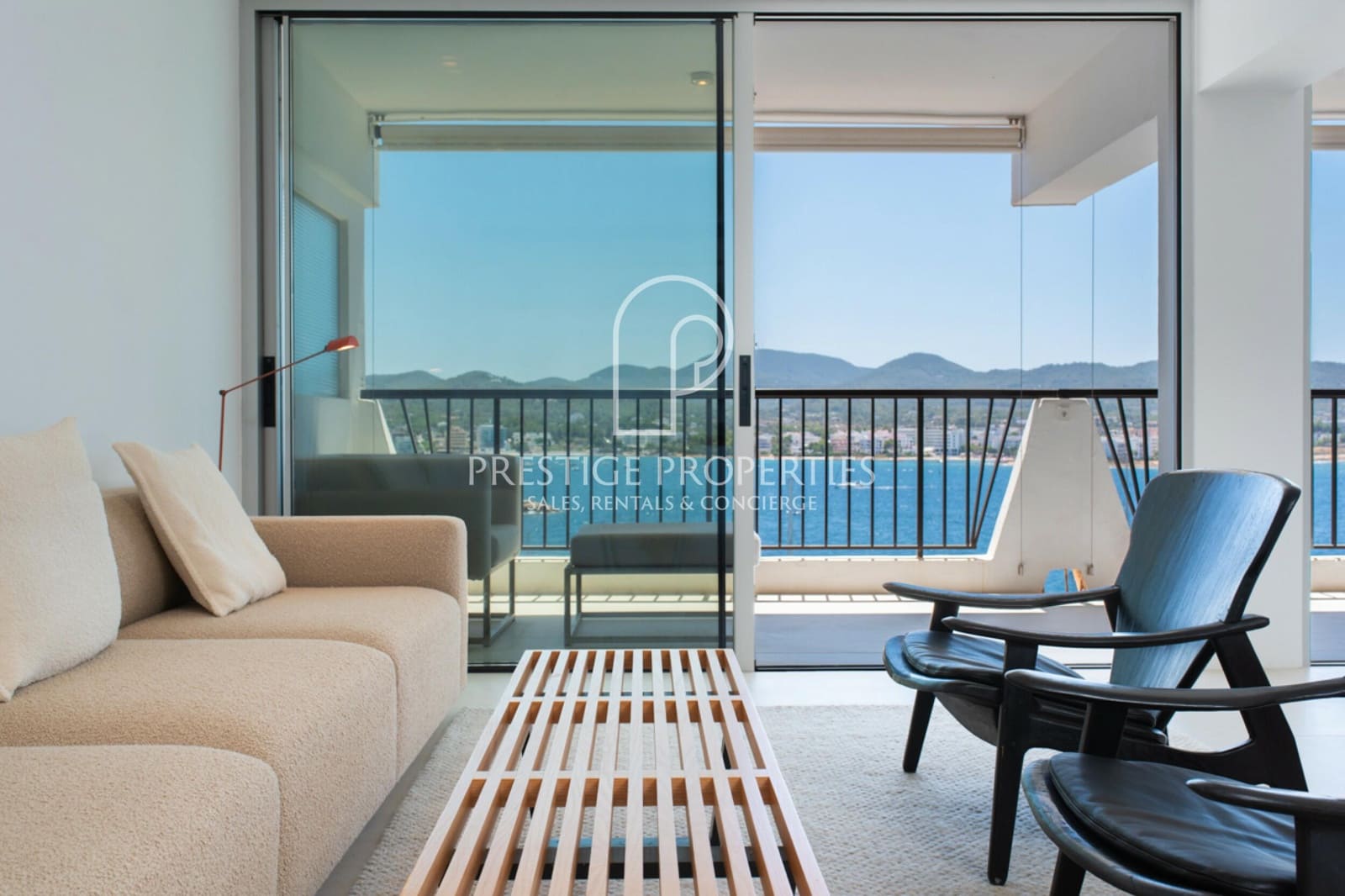 3 soveværelse Penthouse til salg i Sant Antoni de Portmany med swimmingpool - € 1.695.000 (Ref: 9142448)