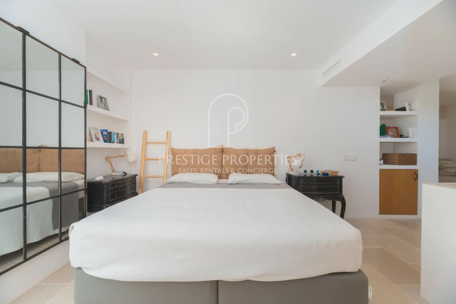 6 chambre Villa/Maison à vendre à Santa Eulalia / Santa Eularia avec piscine garage - 3 750 000 € (Ref: 9181978)