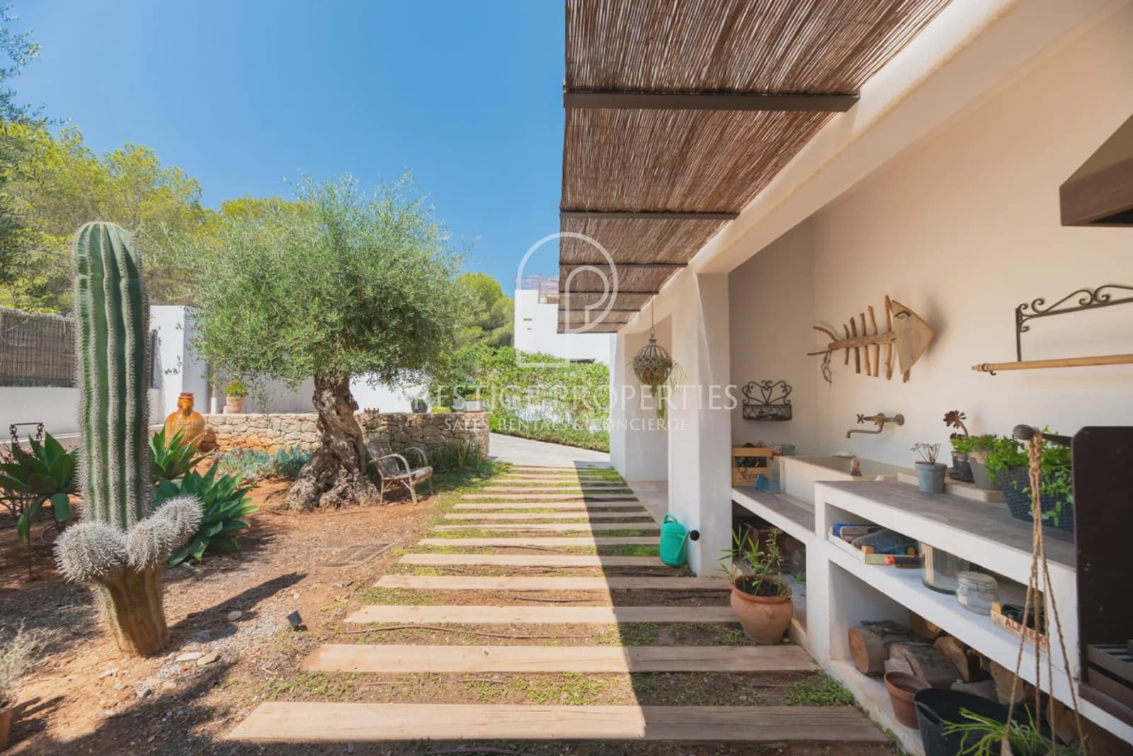 6 chambre Villa/Maison à vendre à Santa Eulalia / Santa Eularia avec piscine garage - 3 750 000 € (Ref: 9181978)