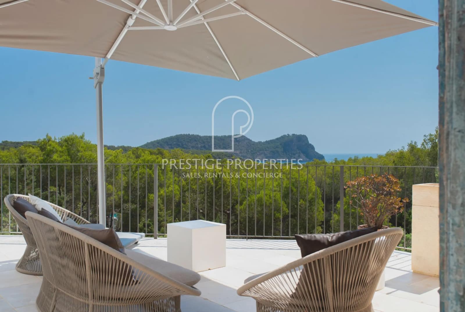 6 chambre Villa/Maison à vendre à Santa Eulalia / Santa Eularia avec piscine garage - 3 750 000 € (Ref: 9181978)