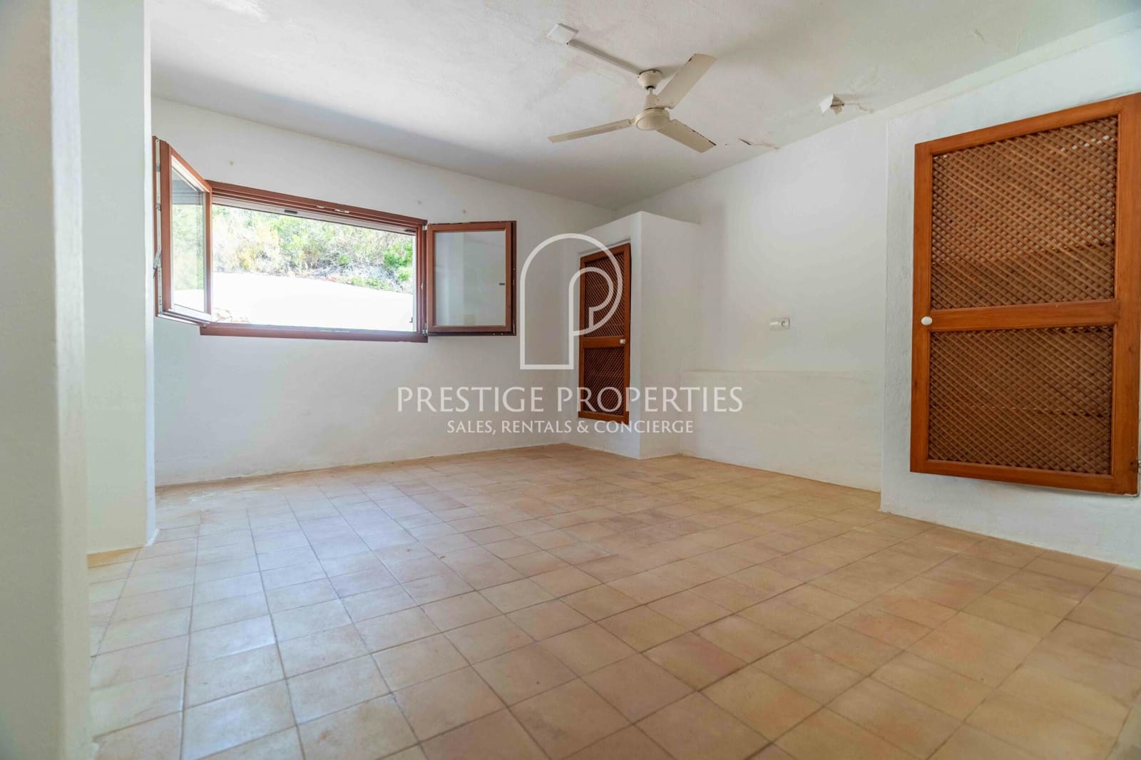 4 quarto Quinta/Casa Rural para venda em Santa Eulalia / Santa Eularia com piscina garagem - 3 650 000 € (Ref: 9193273)