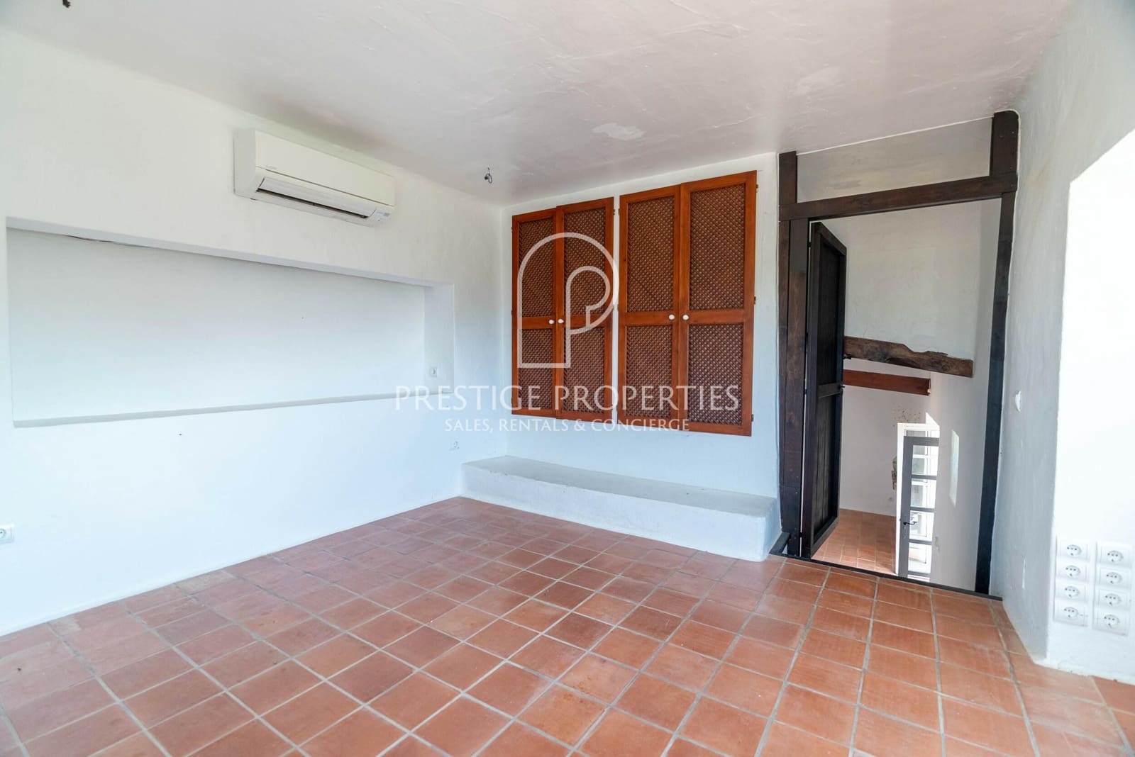 4 quarto Quinta/Casa Rural para venda em Santa Eulalia / Santa Eularia com piscina garagem - 3 650 000 € (Ref: 9193273)