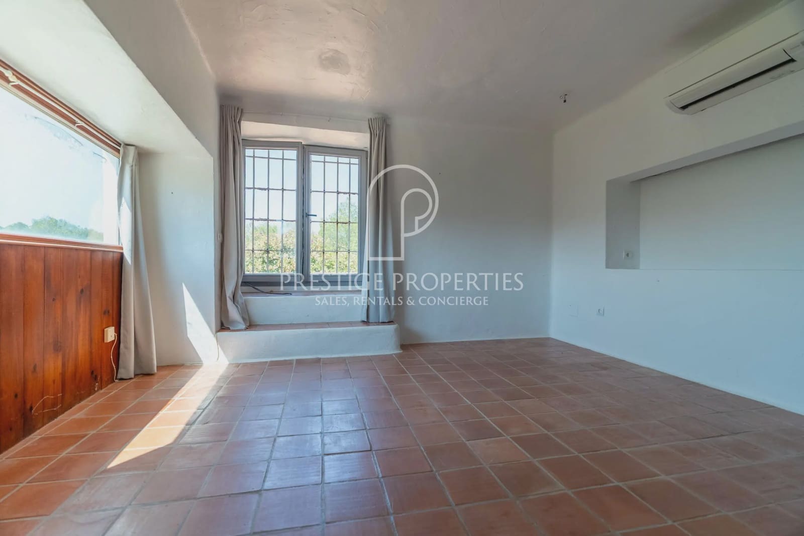 4 quarto Quinta/Casa Rural para venda em Santa Eulalia / Santa Eularia com piscina garagem - 3 650 000 € (Ref: 9193273)